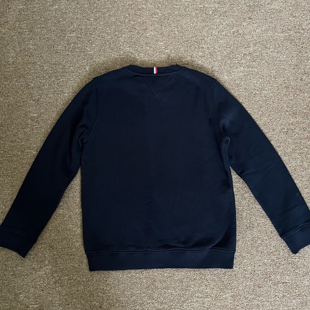 BUNDLE - Kids Tommy Hilfiger Polo Shirts & Sweater - Picture 4 of 7